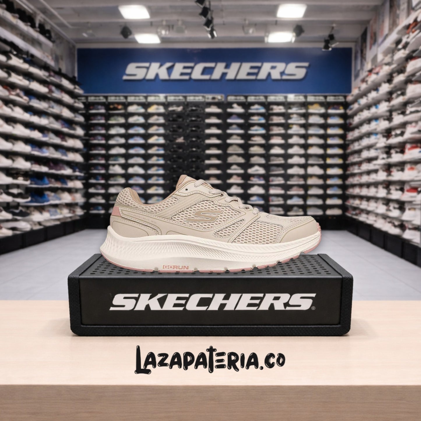 Tenis Skechers GOrun Beige para mujer