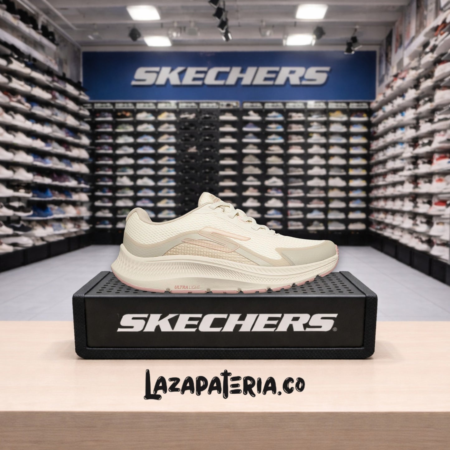 Tenis Skechers GOrun Beige para mujer