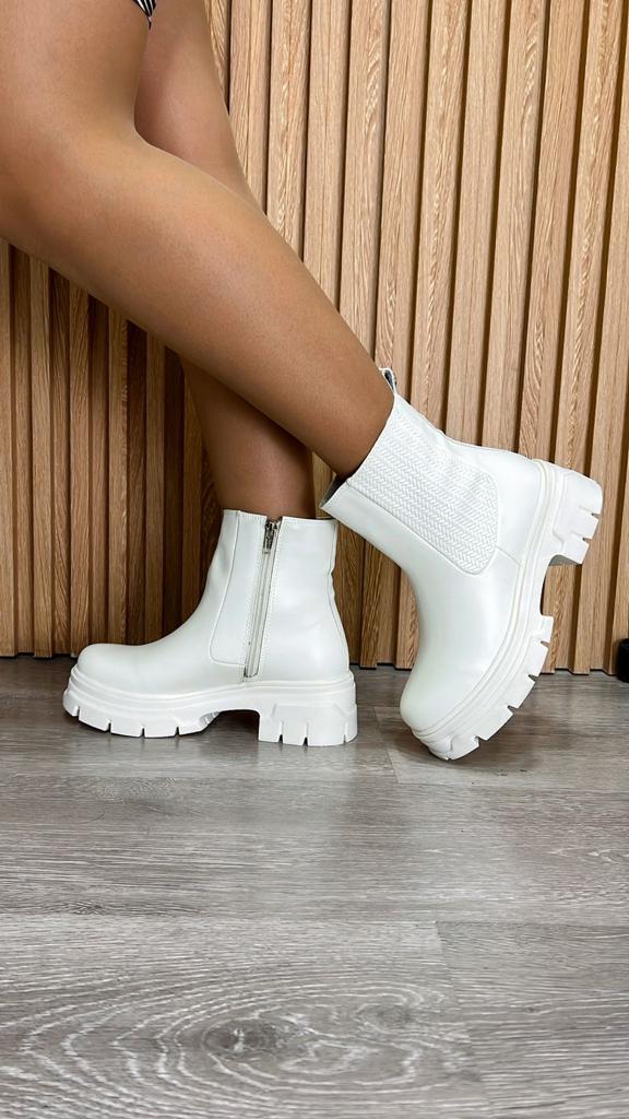 P BOTAS FILIPINAS COLOR BLANCO