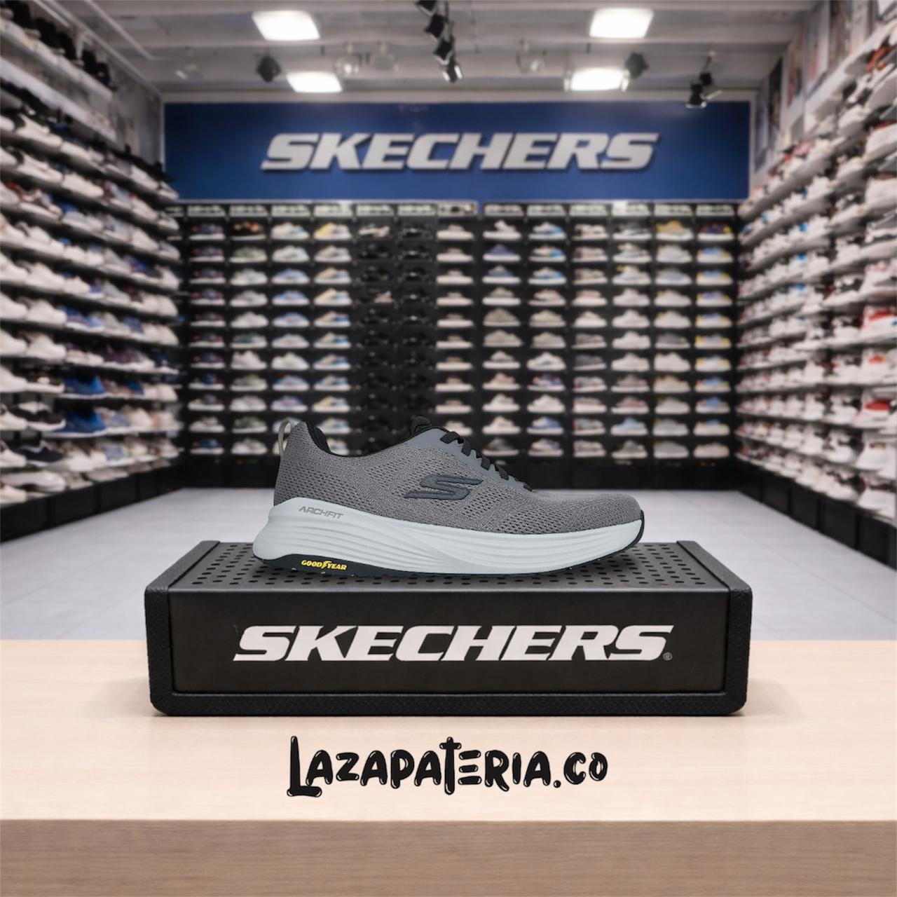 SKECHERS HOMBRE C21P7002GYCC